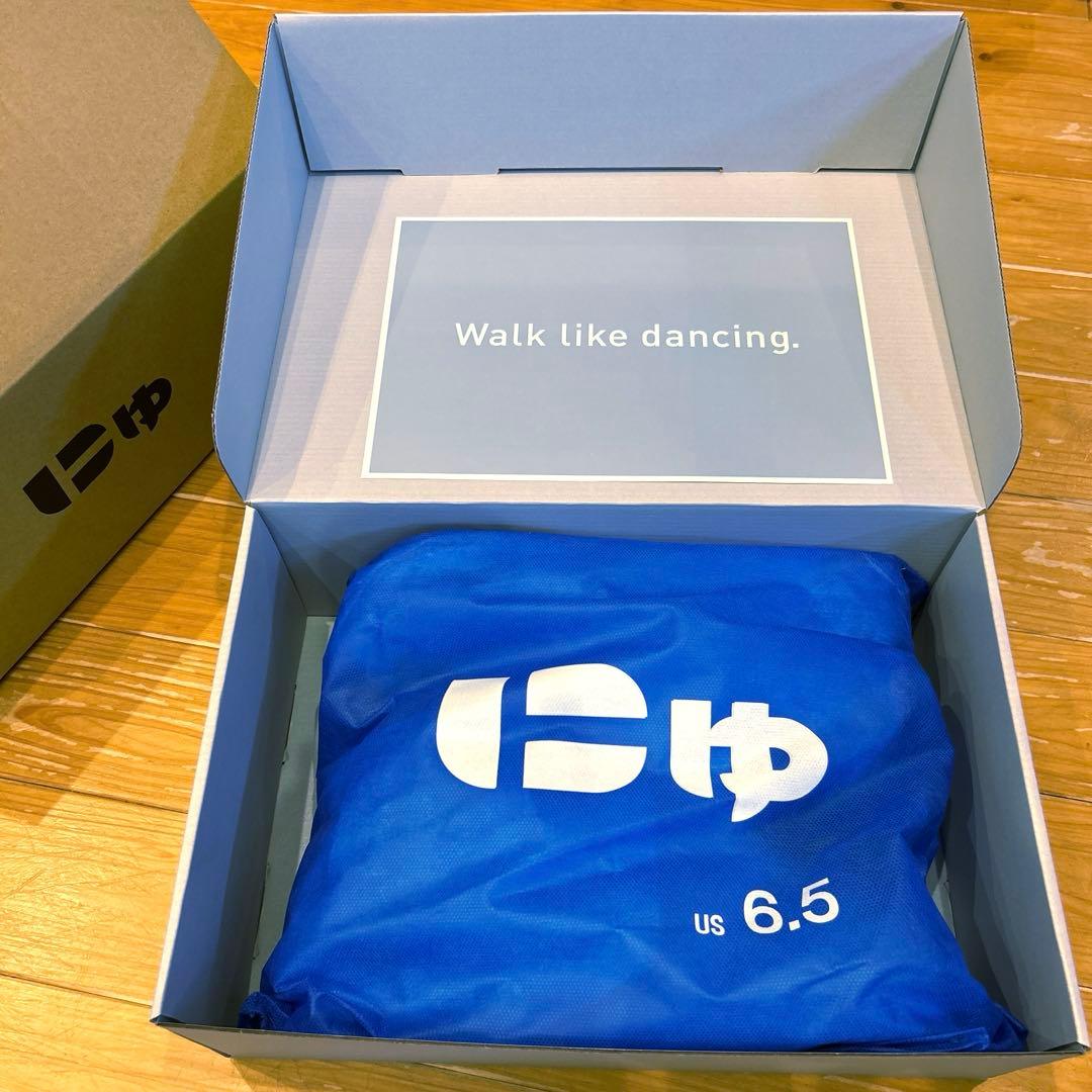 【最終値下】新品SANGACIO にゅ〜ず GRAY 限定モデル 24.5センチ