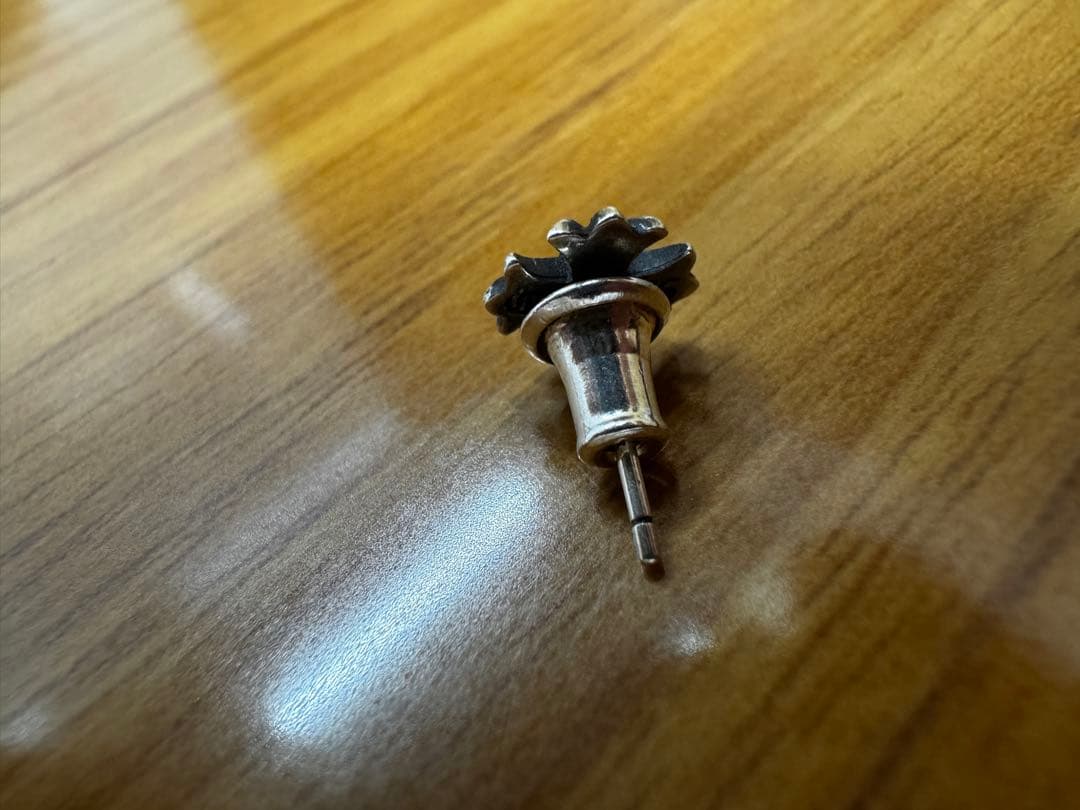 t*c様 クロムハーツ CHプラススタッドピアス