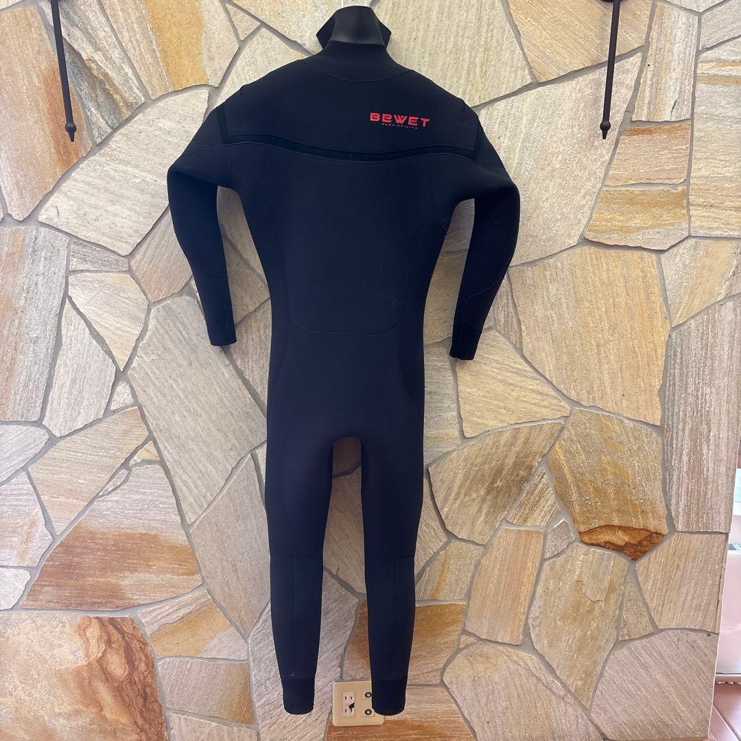 BEWET ブラック セミドライスーツ