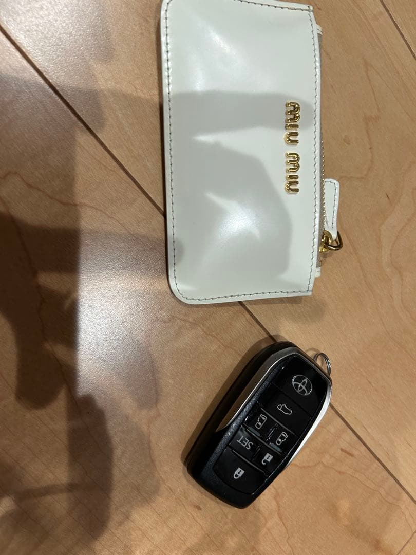 ☆本日限り値下げ☆ミュウミュウ キーケース 新品未使用