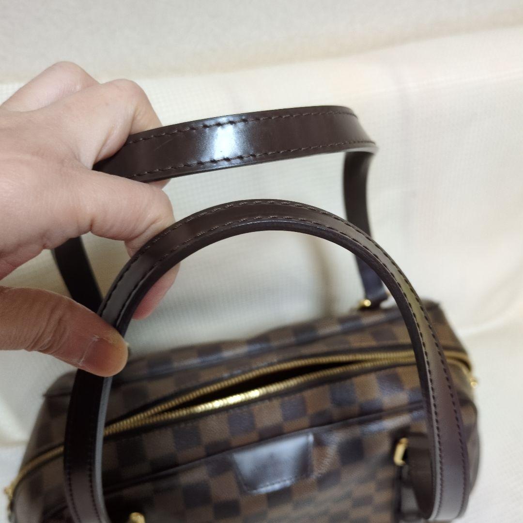 たえ LouisVuittonダミエのショルダーバッグ リヴィントンPM