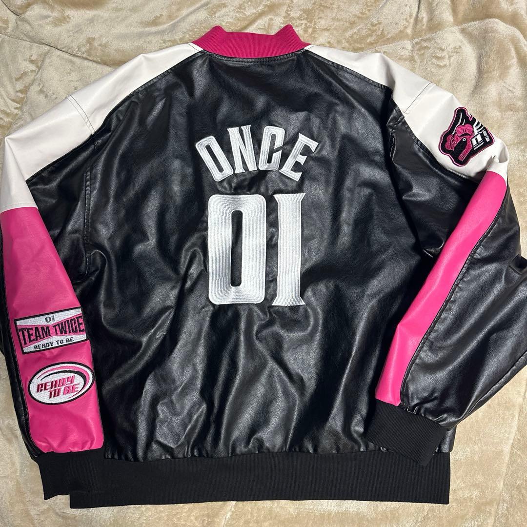 TWICE READY TO BE スタジャン Lサイズ