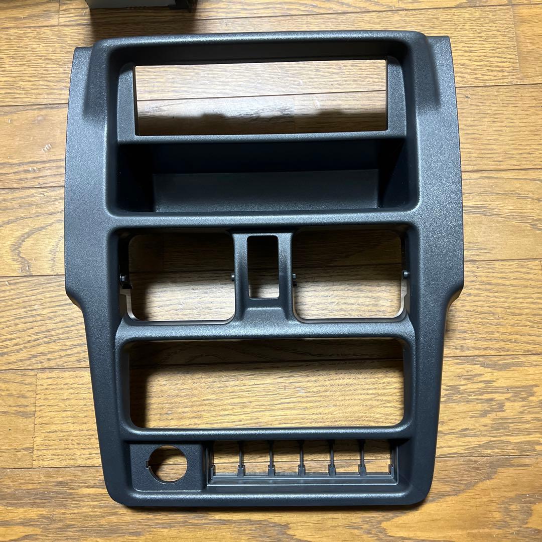 スズキキャリー純正ラジオとカバー