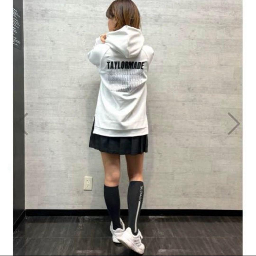【TaylorMade】新品✨S フード付きロゴトレーナー　スリット付き　秋冬