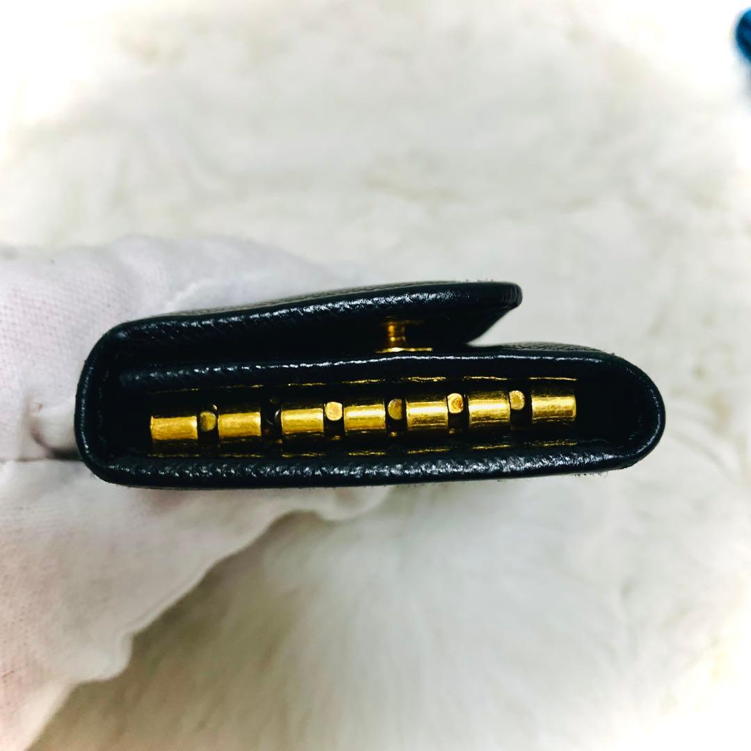 【極美品】PRADA プラダ 6連 レザーキーケース　黒