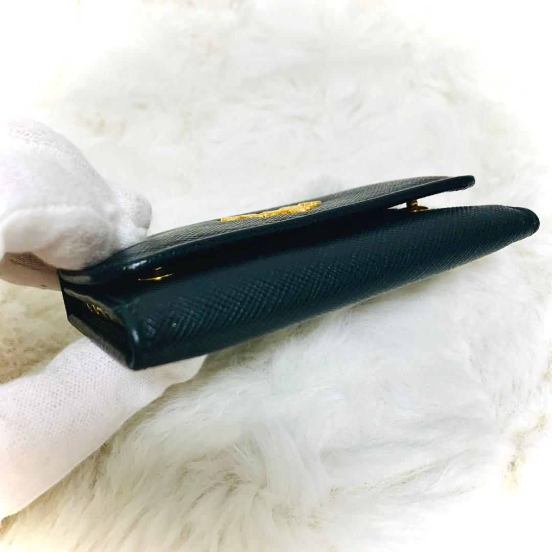 【極美品】PRADA プラダ 6連 レザーキーケース　黒