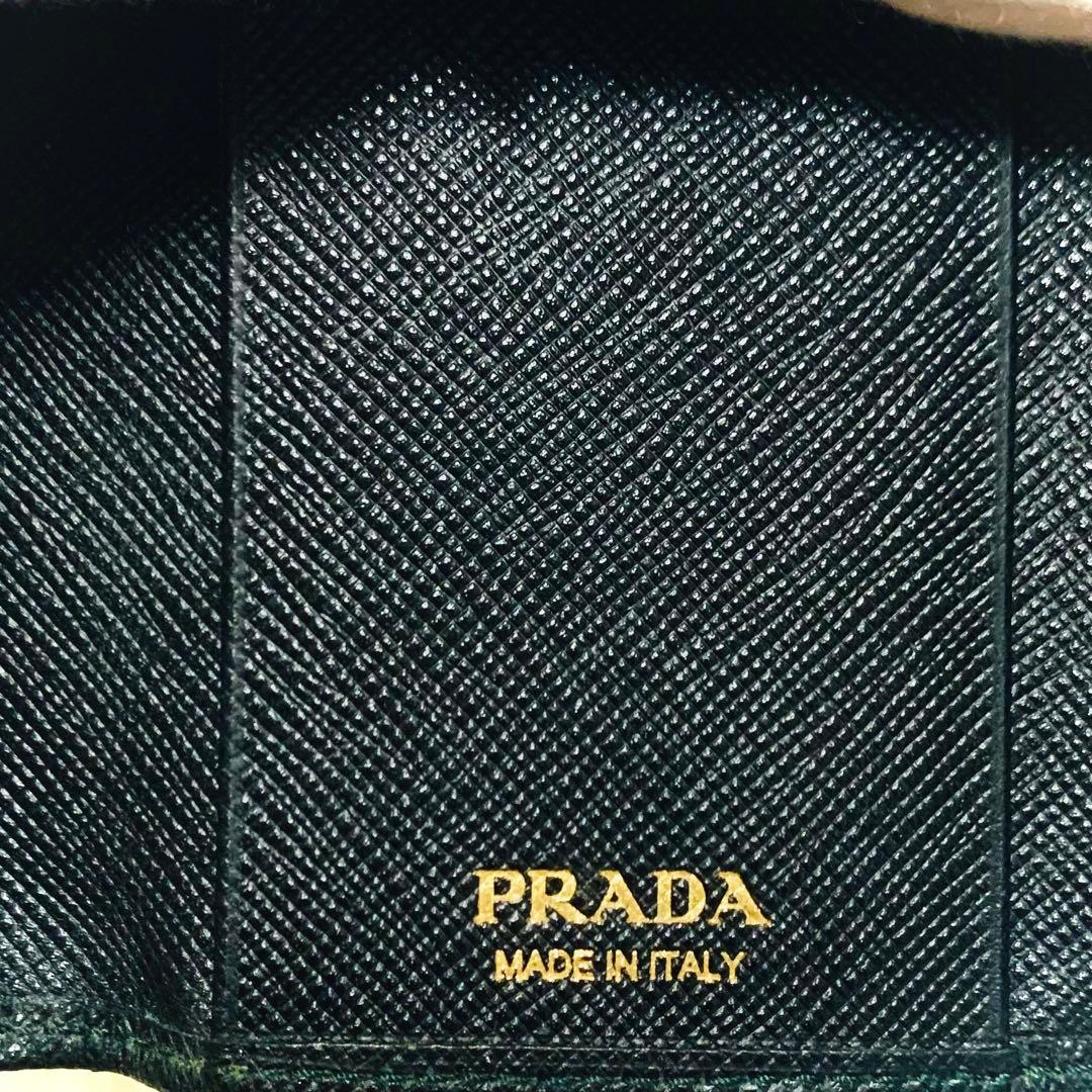 【極美品】PRADA プラダ 6連 レザーキーケース　黒