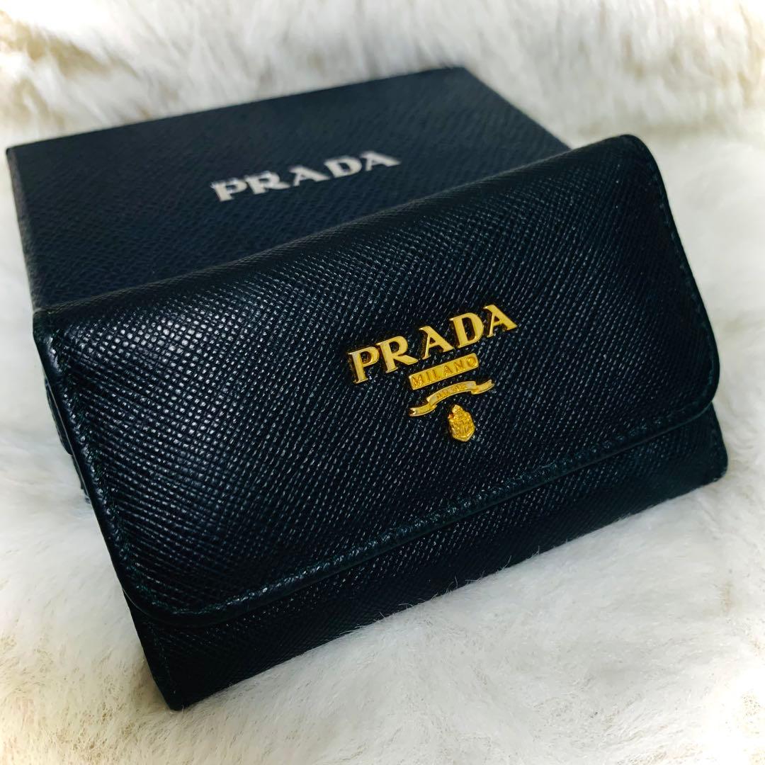 【極美品】PRADA プラダ 6連 レザーキーケース　黒