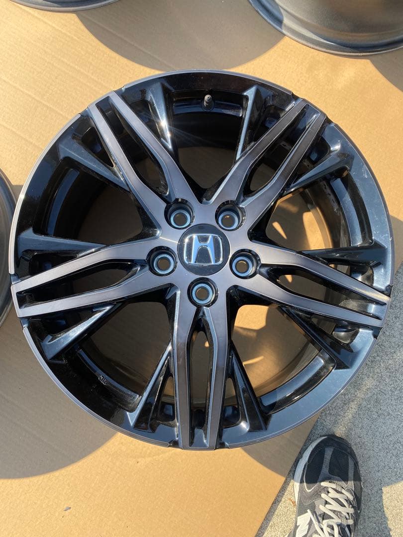 オデッセイ 純正ホイール 18×7J ２本セット キズ有り