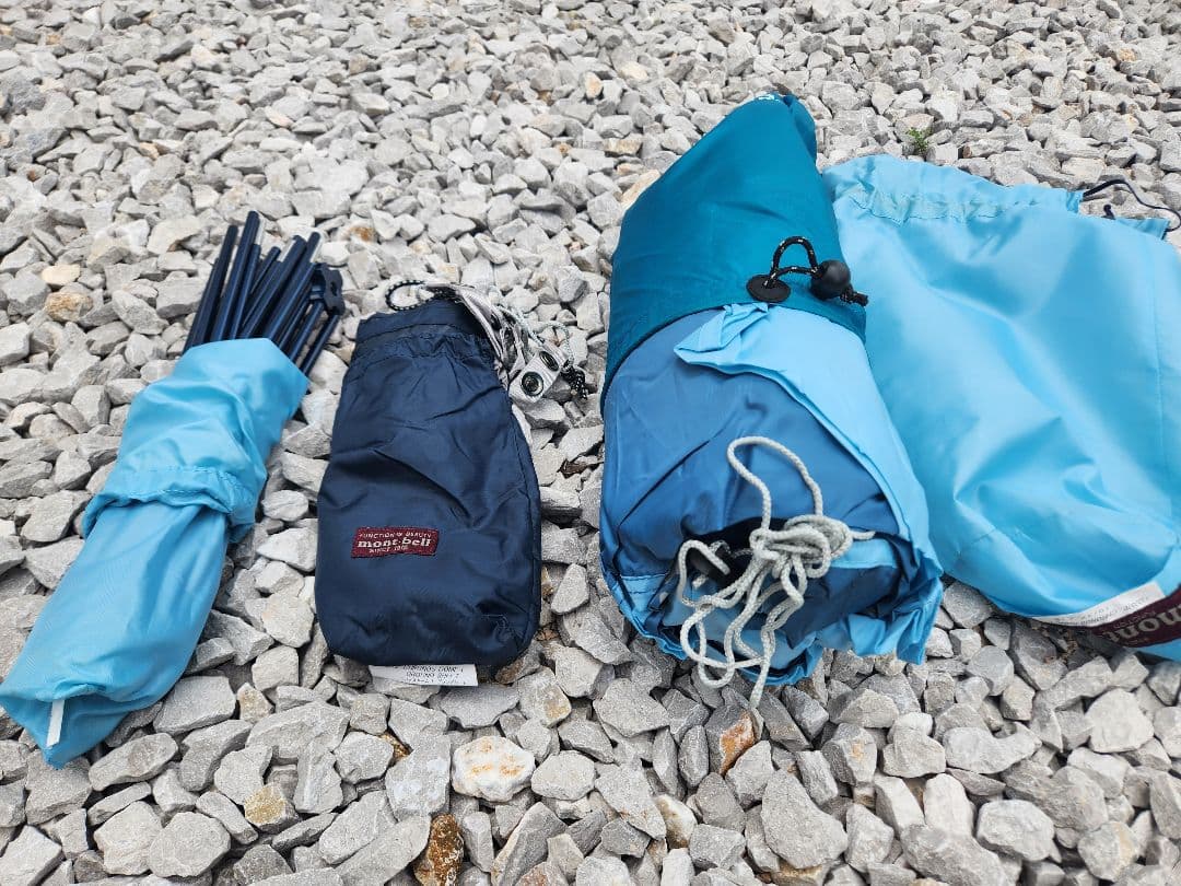 モンベル　クロノスドーム1型　キャンプ　登山　ツーリングに　テント