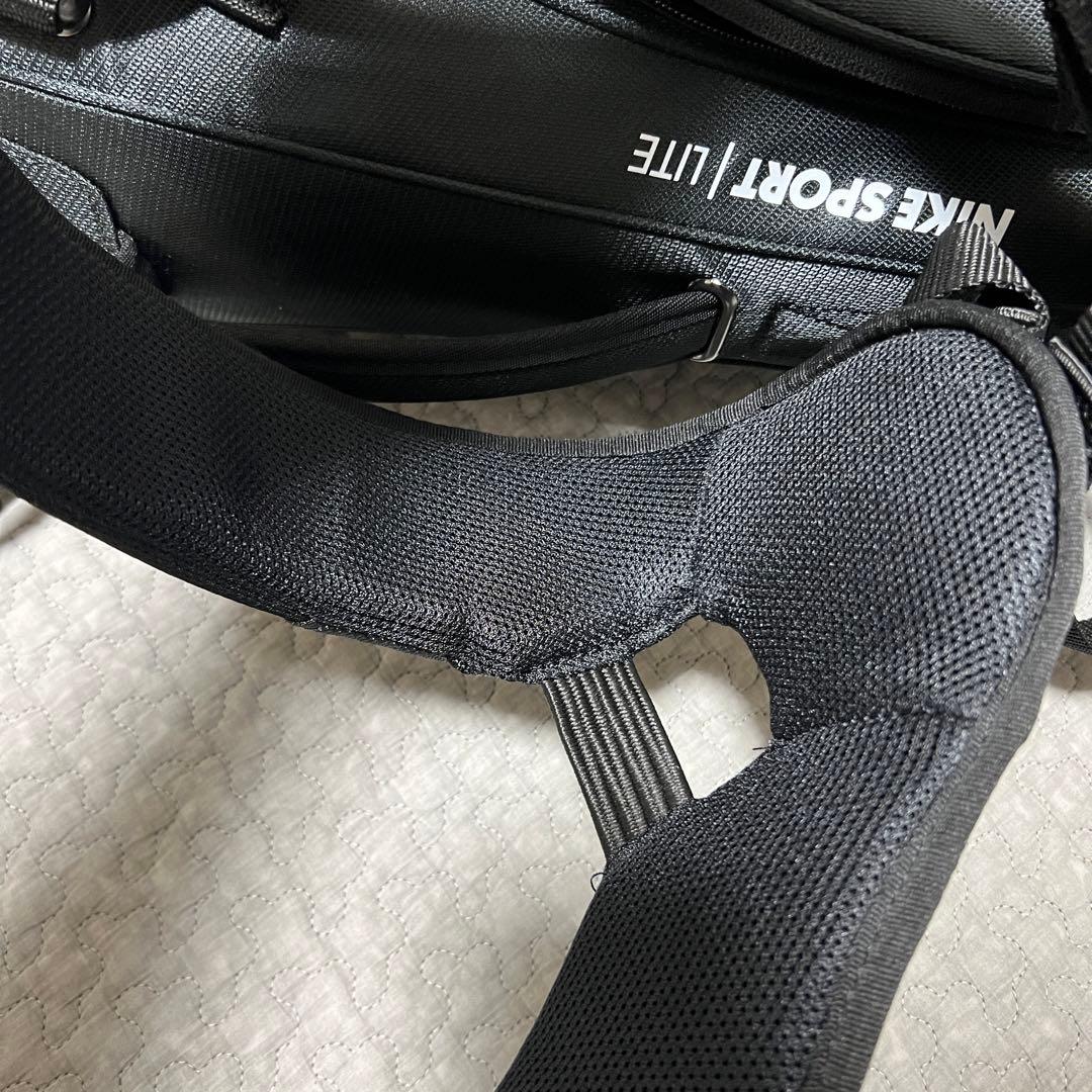 本体超美品Nike スタンドキャディバッグ ※フードだけ小さい穴有り