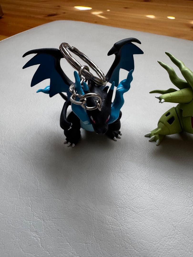 【希少】リアルフィギュアキーホルダー メガシンカ メガリザードンXなど4体セット