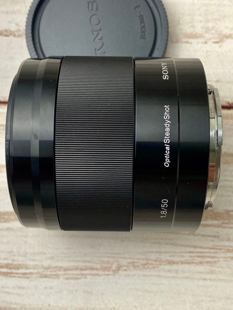 美品　SONY E 50mm F1.8 OSS レンズ　おまけ付き