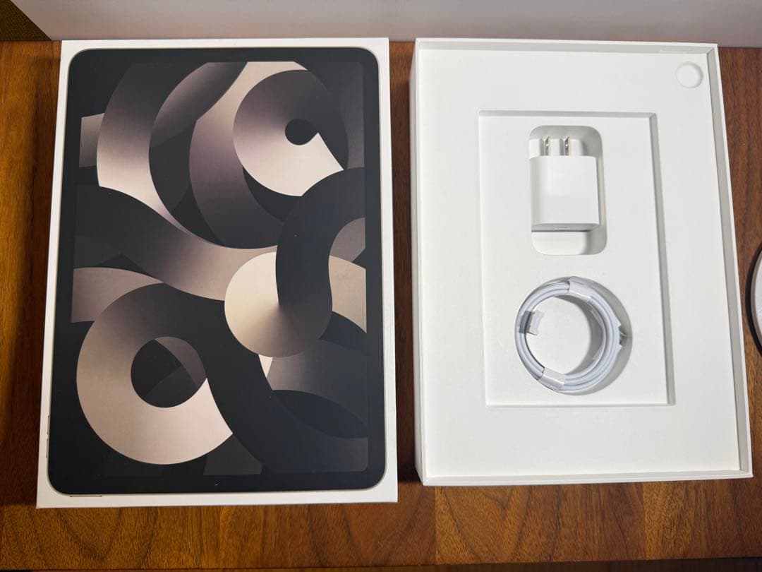 本日限定iPad Air 第5世代 64GB Wi-Fi スターライト　ケース有