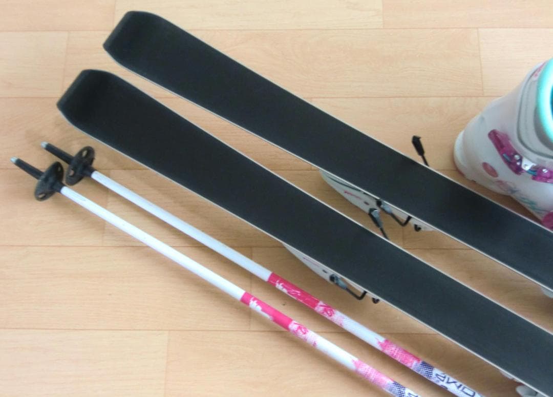 ■■送料無料■Hart■ジュニア用スキーセット■板130/靴23■WAX済■■