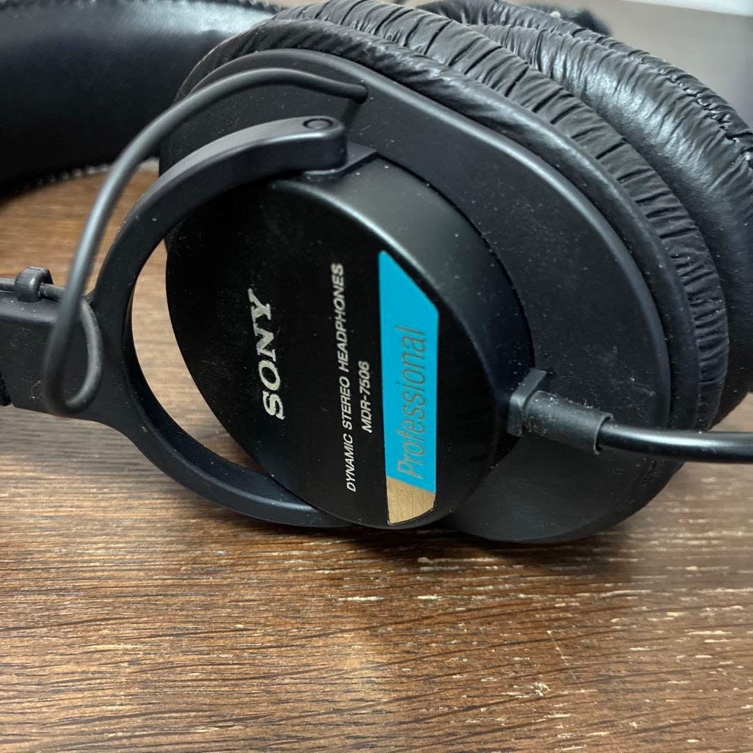 SONY MDR-7506 プロフェッショナルモニター　ヘッドホン