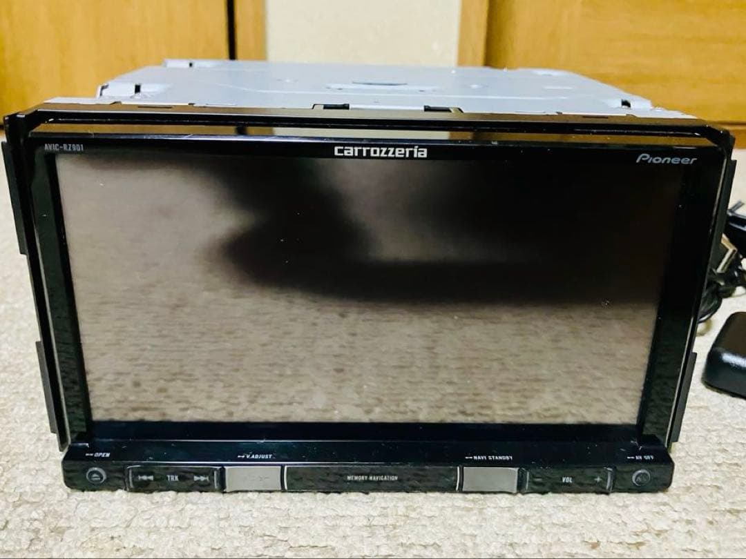 美品 カロッツェリア 楽ナビ AVIC-RZ901 2020年地図データ