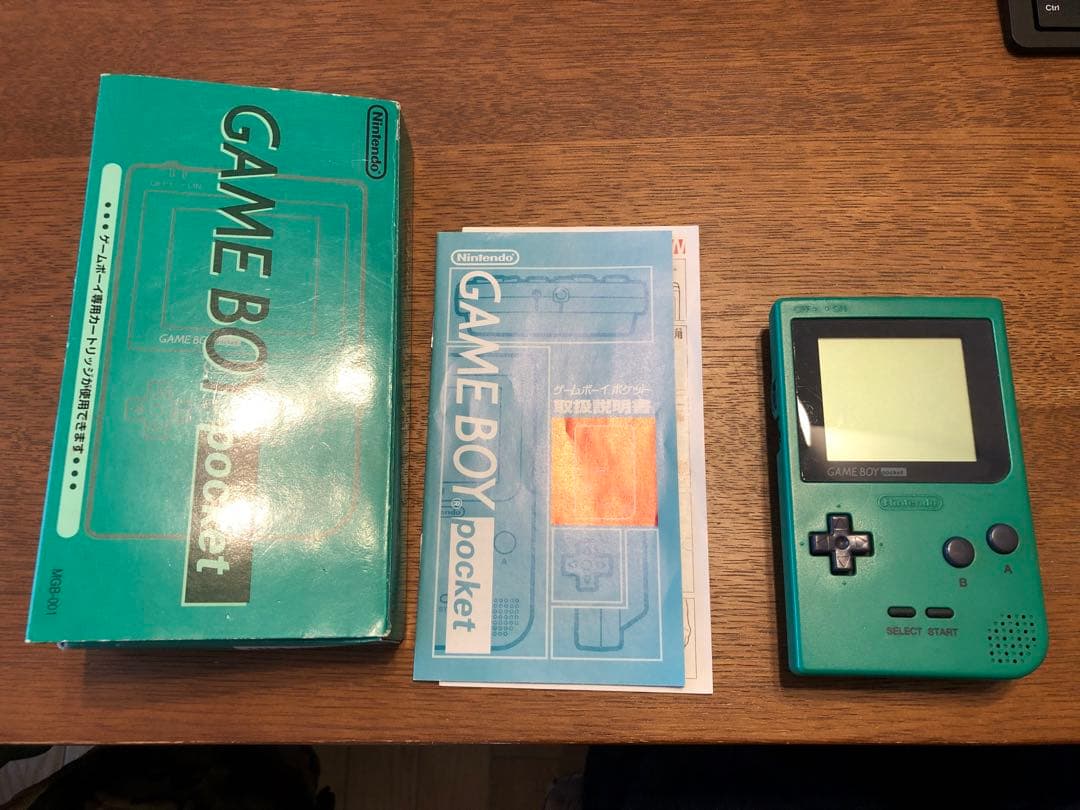 Nintendo  ゲームボーイポケット グリーン　※動作確認済み