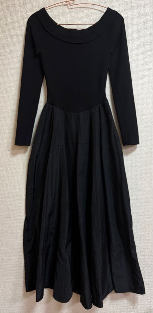 【美品✨】 SNIDEL Sustainableオフショルドッキングワンピース