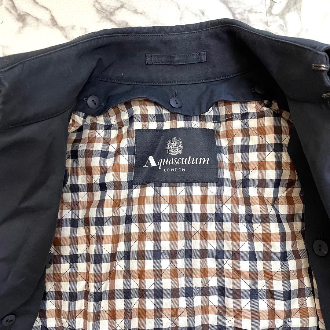 【美品】アクアスキュータム　トレンチコート ベルト　ライナー付　チェック