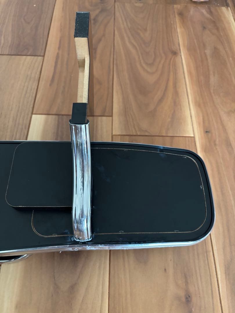 トヨタ　80系　ヴォクシー　ノア　D.A.D フロントテーブル