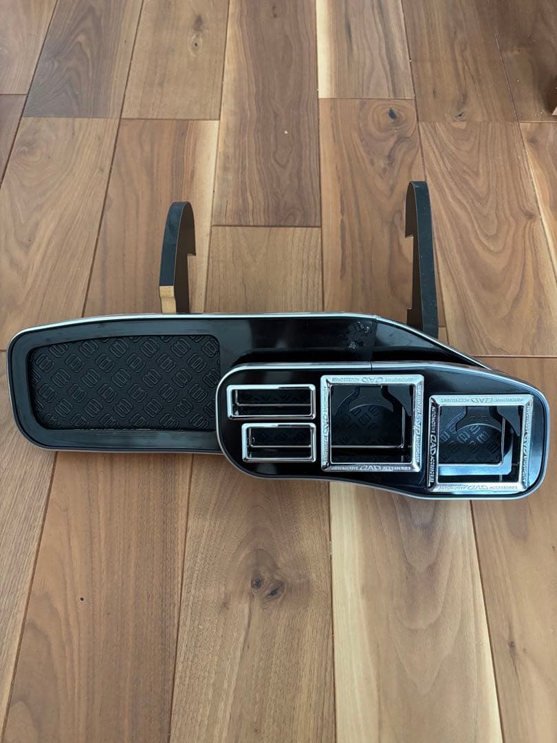 トヨタ　80系　ヴォクシー　ノア　D.A.D フロントテーブル