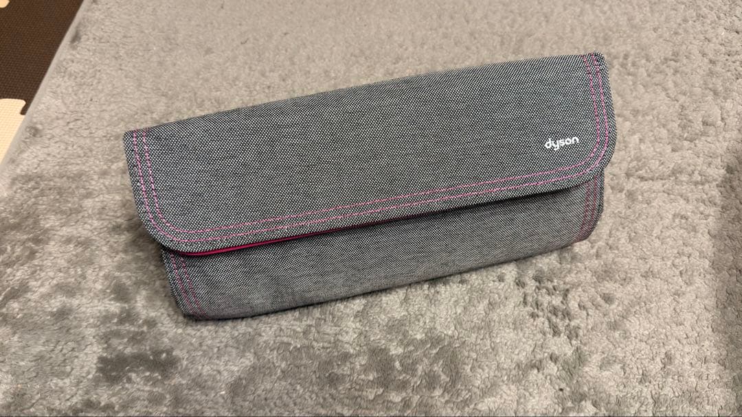 【専用収納袋付】 Dyson supersonic IonicドライヤーHD08