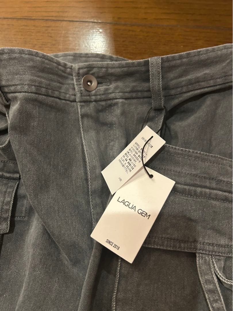 【新品未使用】ラグアジェム　WIDE FLARE CARGO パンツ　グレー