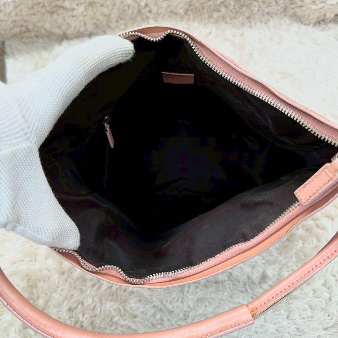 【美品】GUCCI GGパターン ワンショルダーバッグ ピンク キャンバス