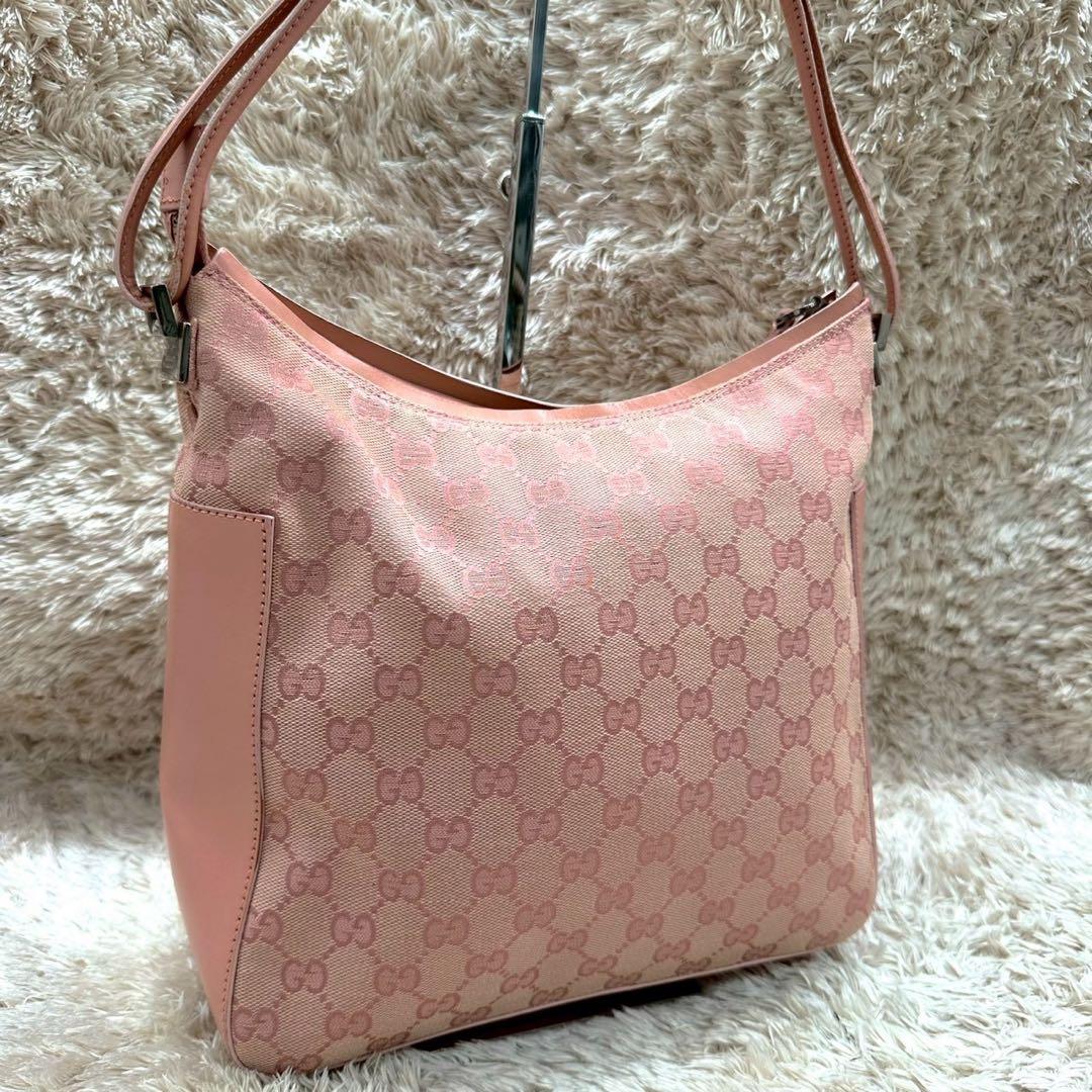 【美品】GUCCI GGパターン ワンショルダーバッグ ピンク キャンバス