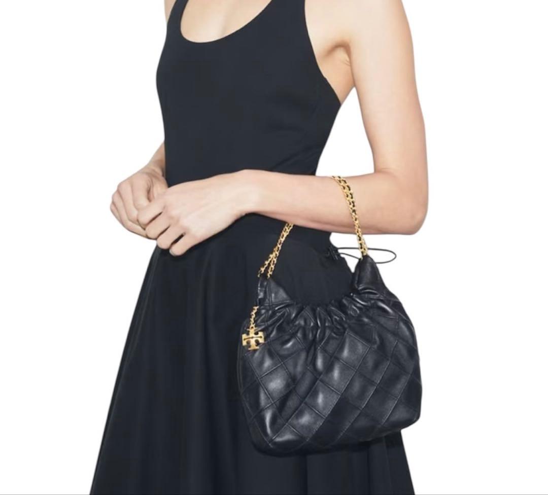 【大人気♡ショッパー付】トリーバーチ ミニ フレミング ホーボーバッグ 黒