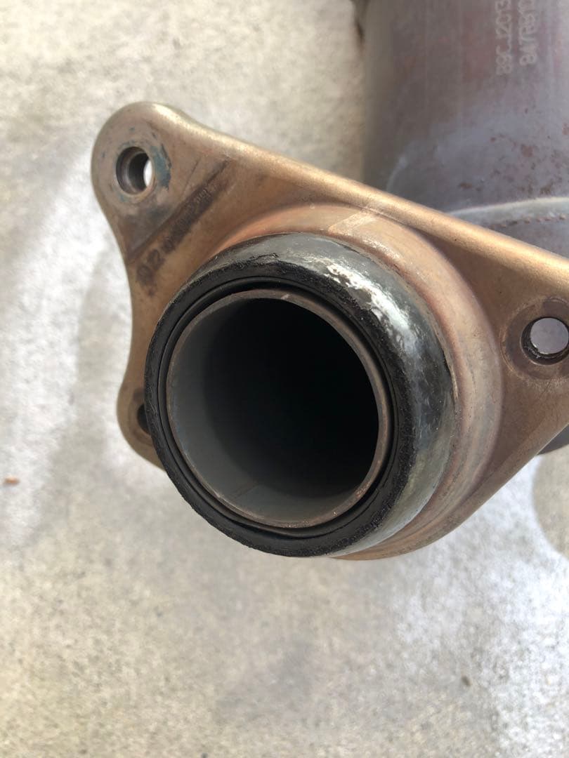 フィットge8 第一触媒 純正くり抜き