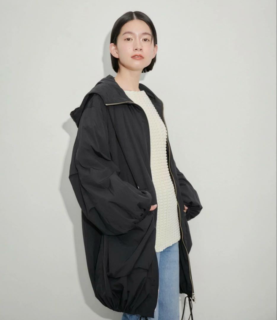 ADAM ET ROPE 完売品　【環境配慮】ライトシェルパーカー　ブラック