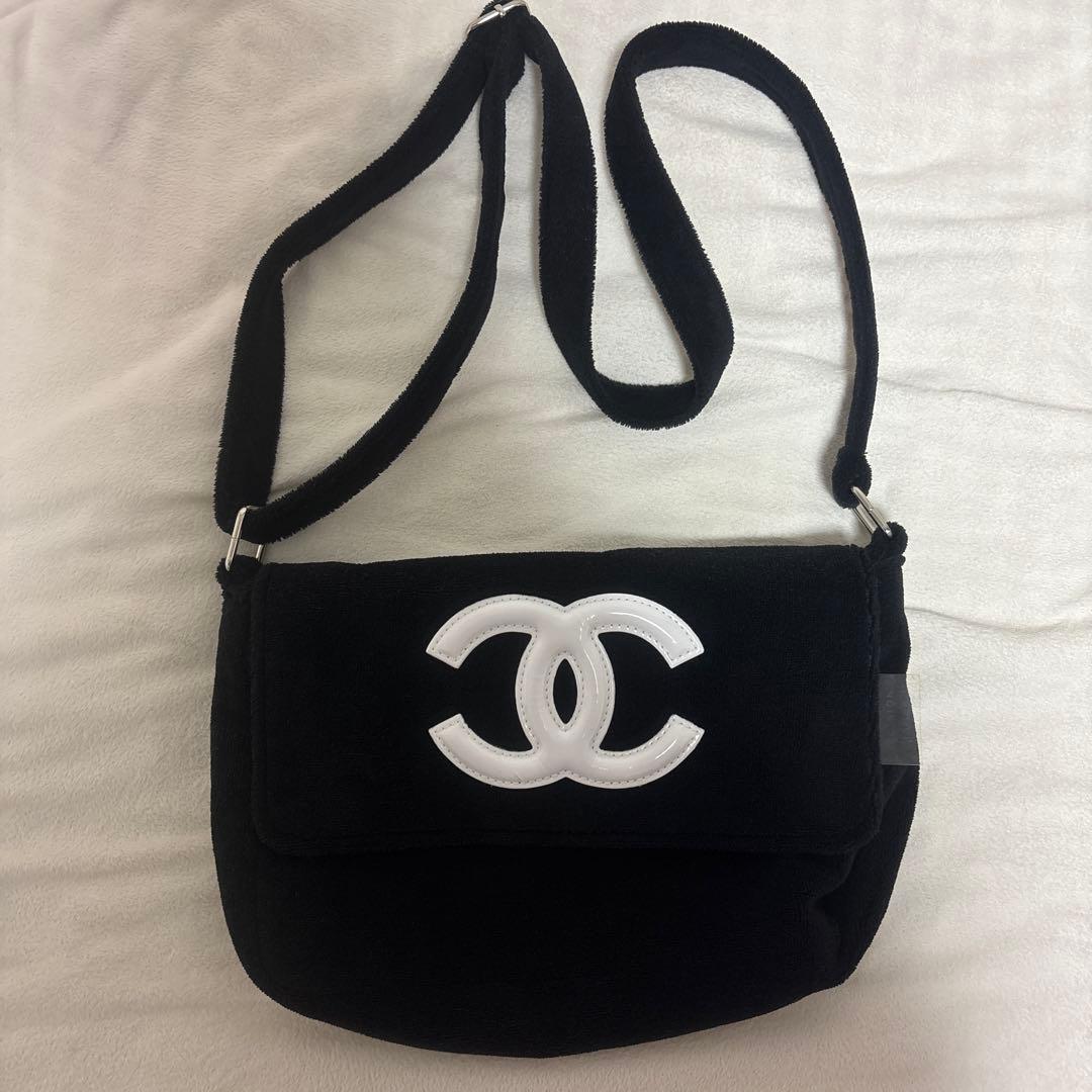 CHANELショルダーバッグ 黒