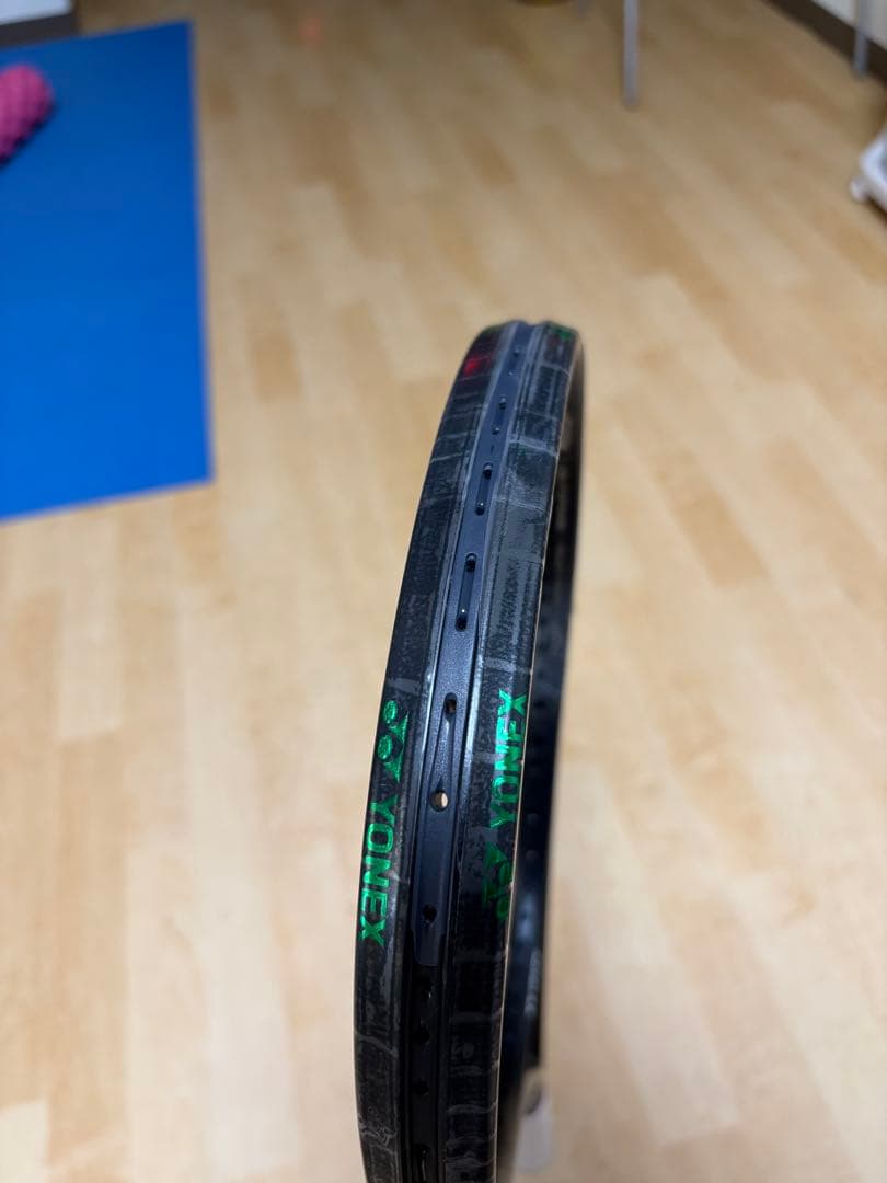 「最終値下げ」YONEX ボルトレイジ 8V UL2 「極美品」