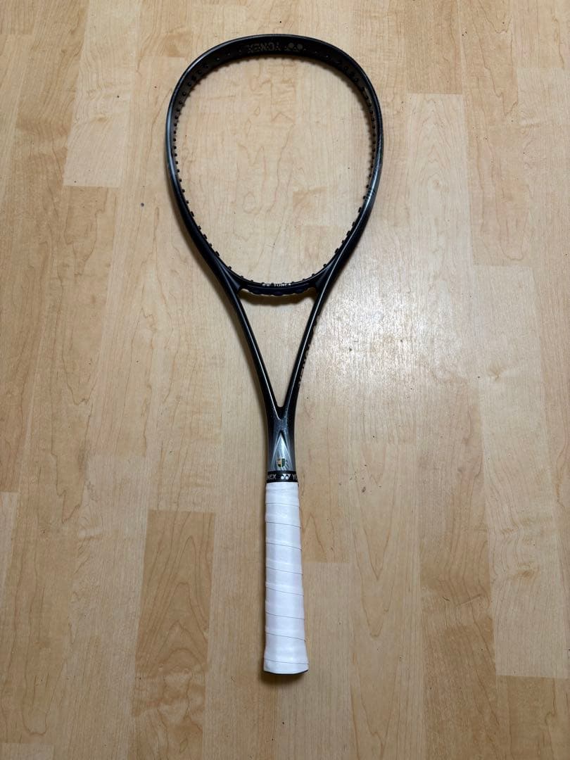 「最終値下げ」YONEX ボルトレイジ 8V UL2 「極美品」