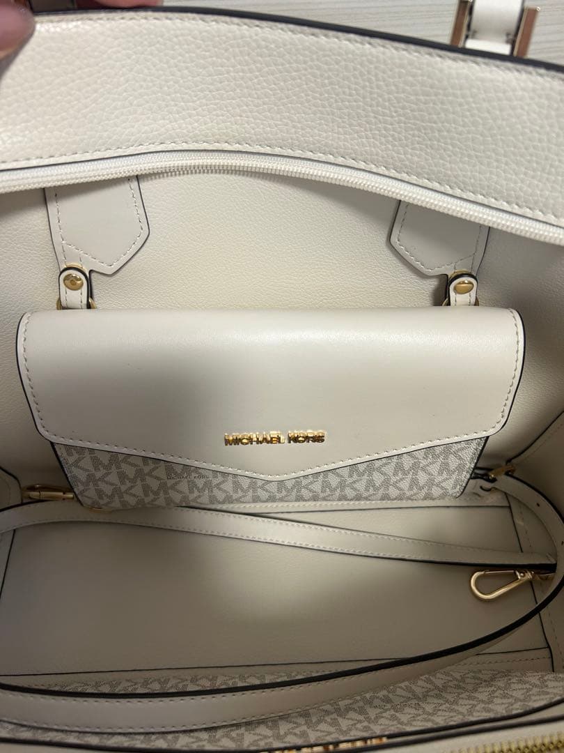 MICHAEL KORS ホワイト A4収納可 トートバッグ