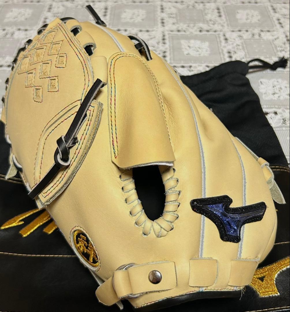Mizuno Pro 硬式グローブ 左投げ