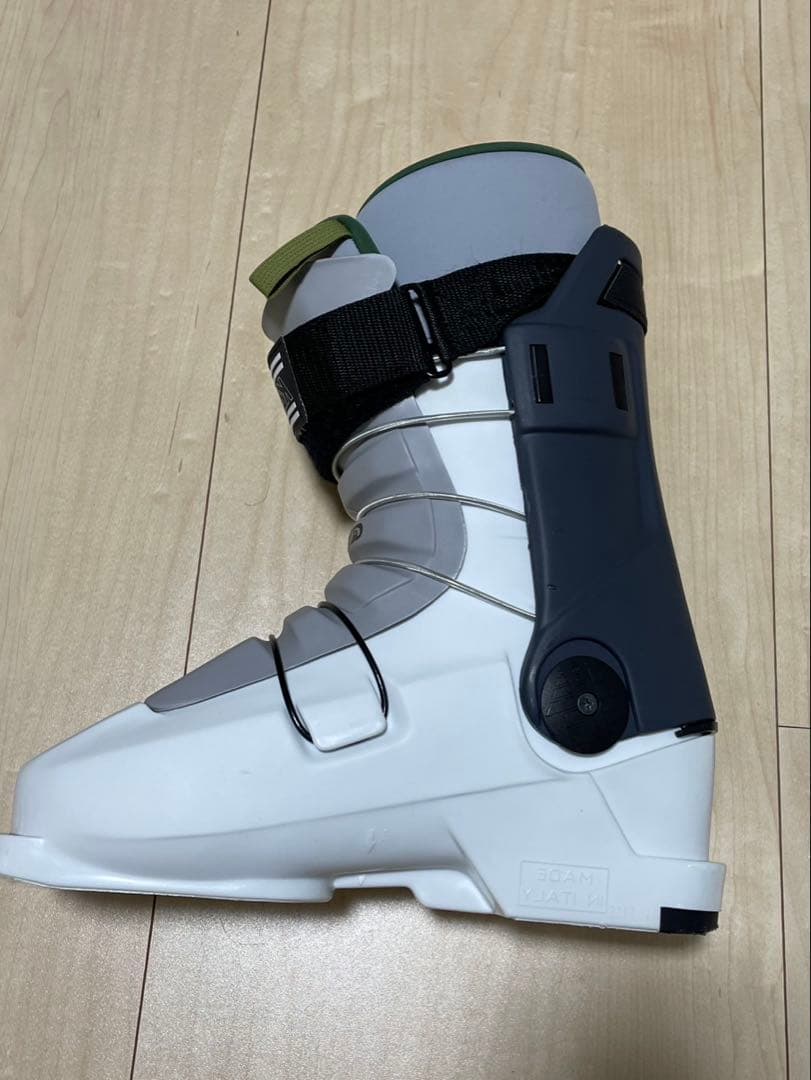 K2 スキーブーツ　REVOLVER PRO 27.5cm （旧FTブーツ)