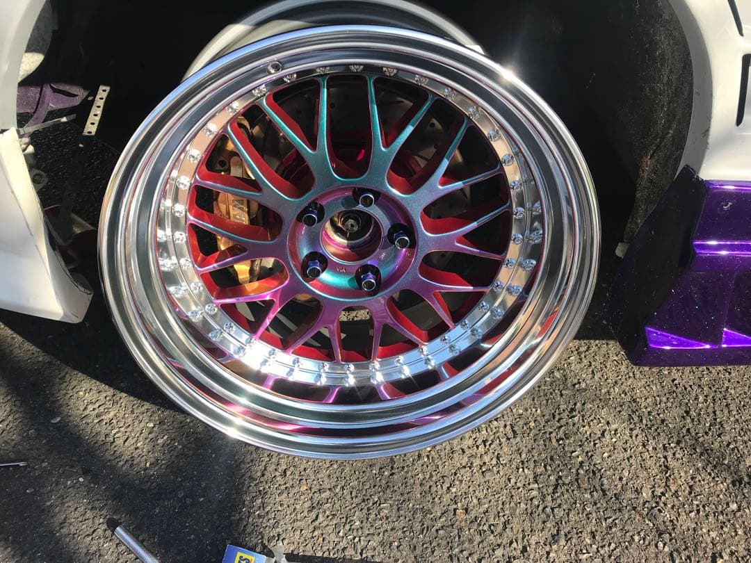 R*7様 workマイスターM13p アステリズムレッド 18インチ 2本のみ。