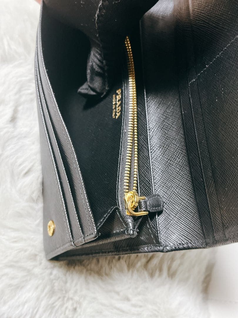 PRADA サフィアーノレザー ブラック長財布