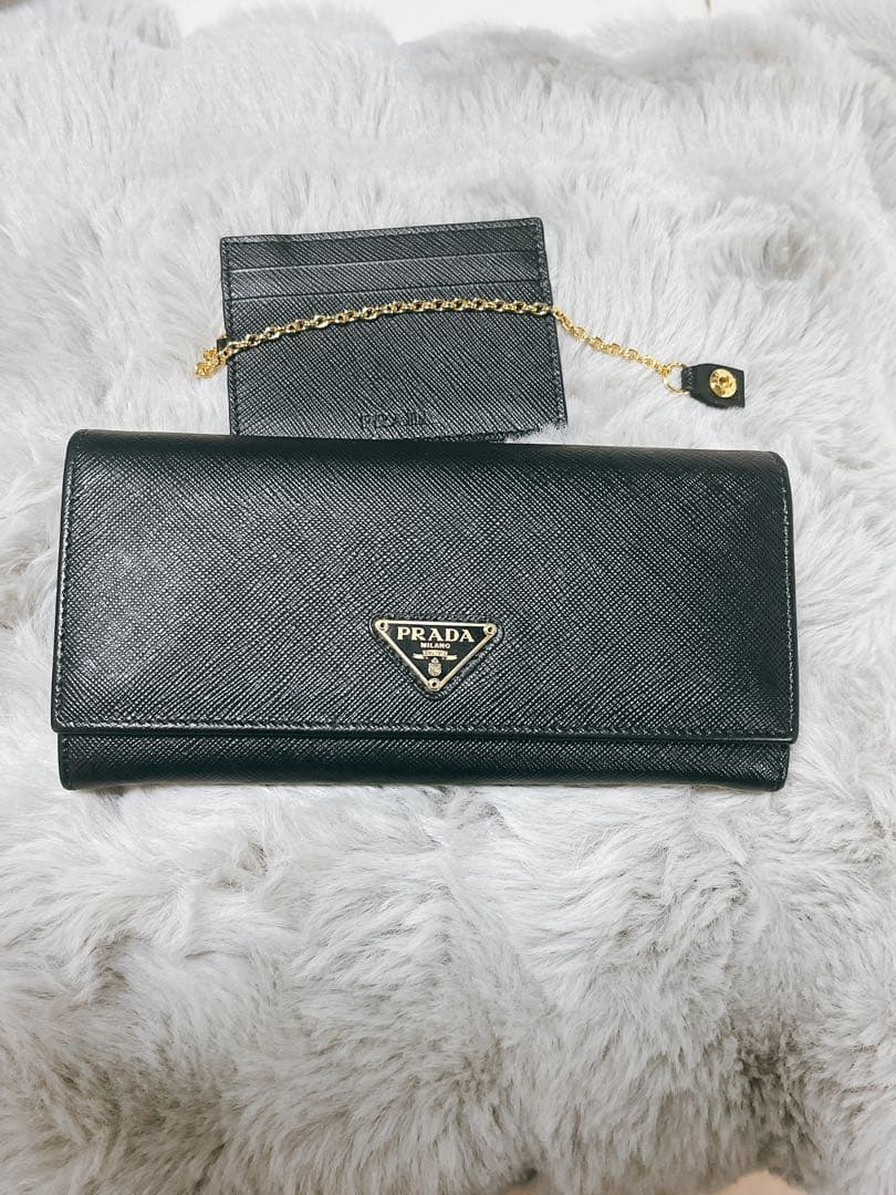 PRADA サフィアーノレザー ブラック長財布