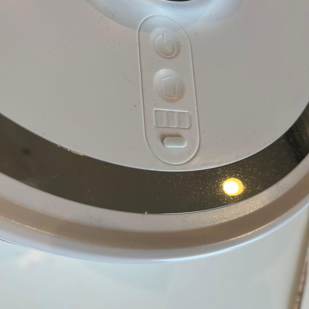 OoBLE white 米びつ　真空保存容器