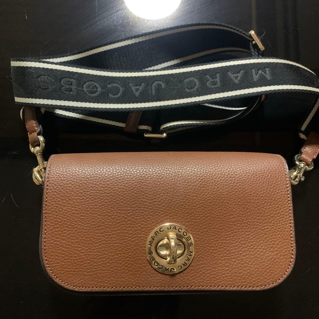 MARC JACOBS ブラウンショルダーバッグ