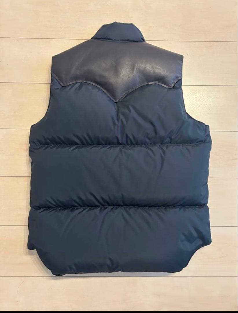 Rocky Mountain Featherbed/42/ダウンベスト/ネイビー