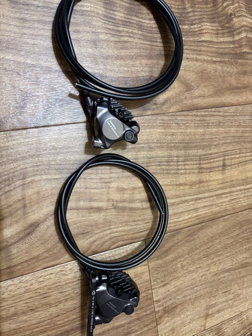 太*郎様 R8170 新型アルテグラ　ブレーキキャリパー　前後セット