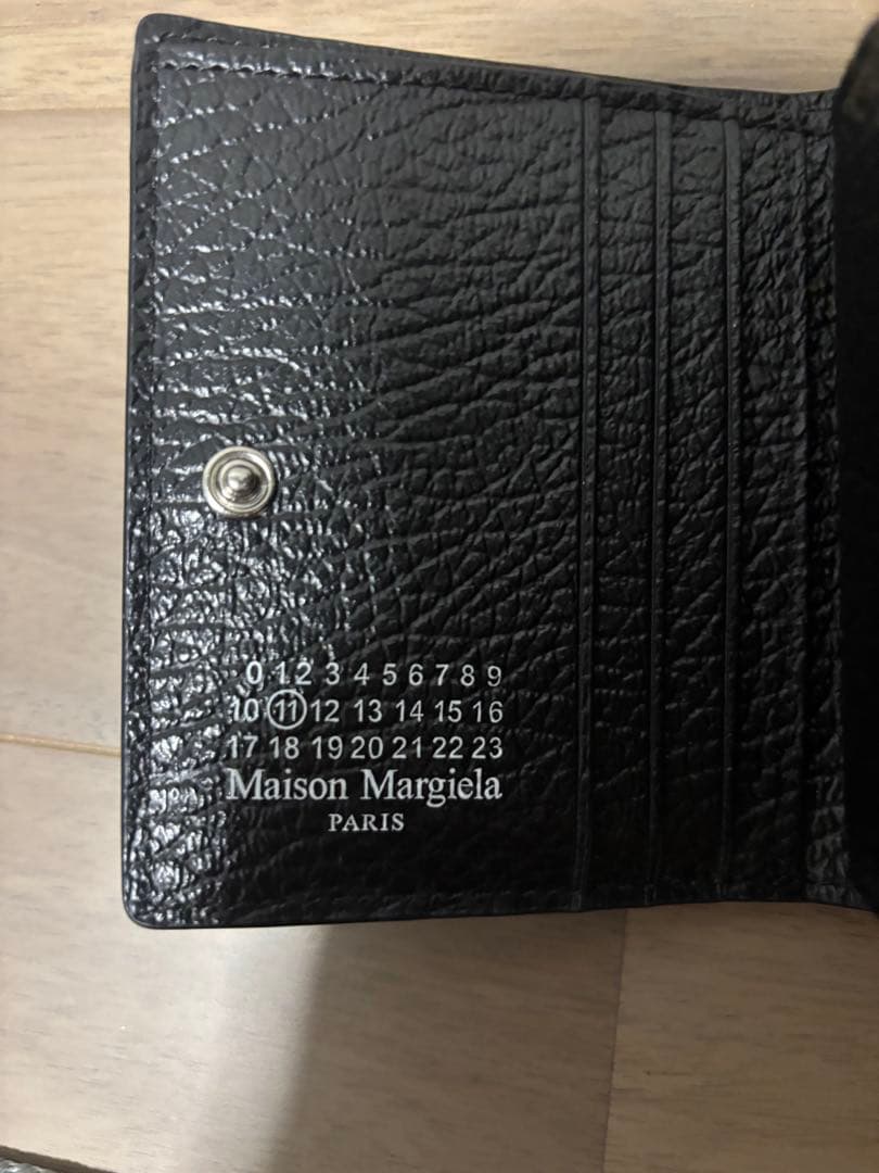 Maison Margiela メゾンマルジェラ　二つ折り財布 ブラック　美品