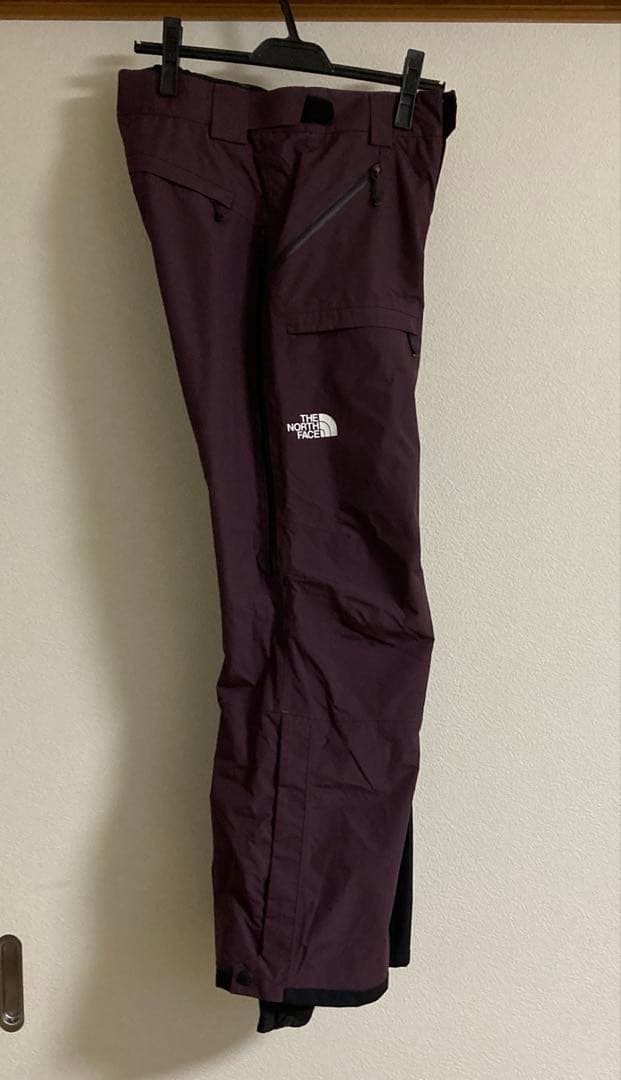 ノースフェイス THE NORTH FACE スノーボードウェア 上下セット