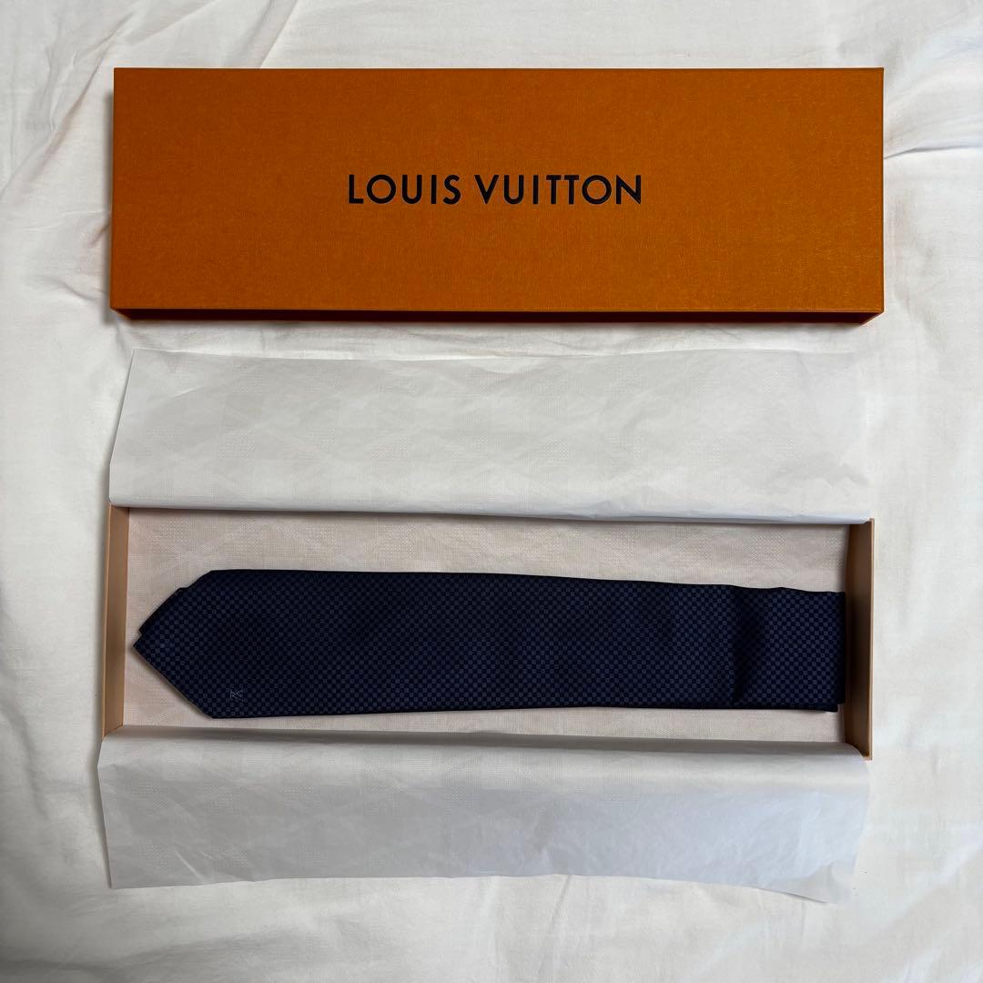 新品 未使用　Louis Vuitton ネイビー ネクタイ