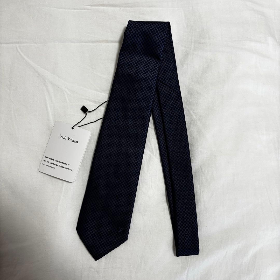 新品 未使用　Louis Vuitton ネイビー ネクタイ